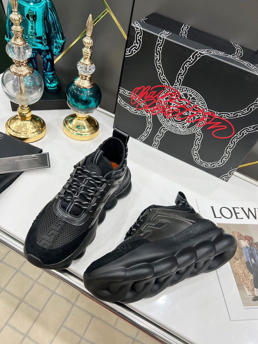 Versace Chain Reaction
