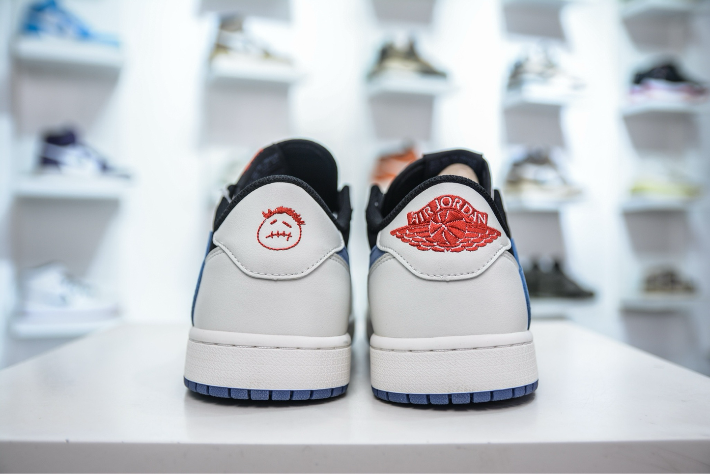 Air Jordan 1 Low x Travis Scott