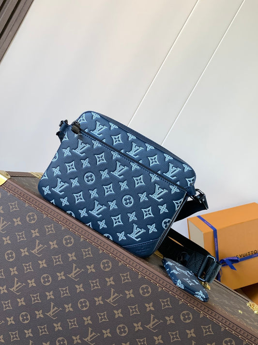 Borsello Louis Vuitton blue