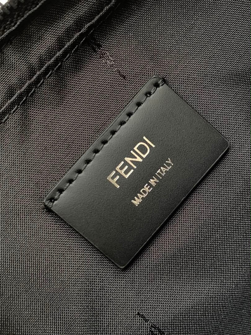 Borsello Fendi
