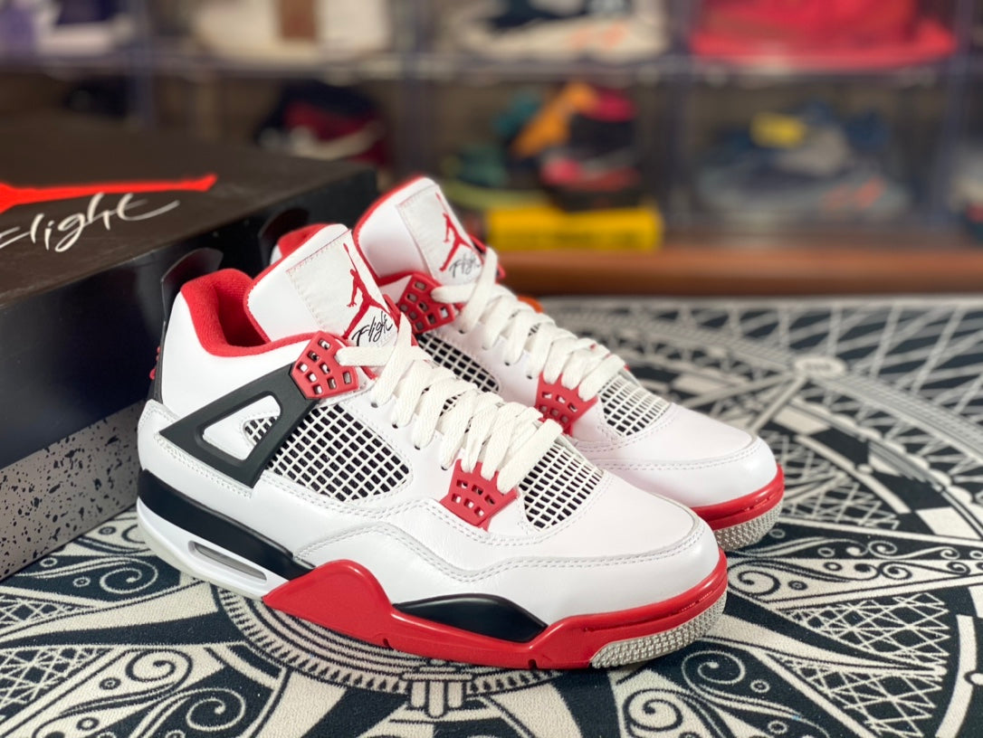 Air Jordan 4 Fire Red