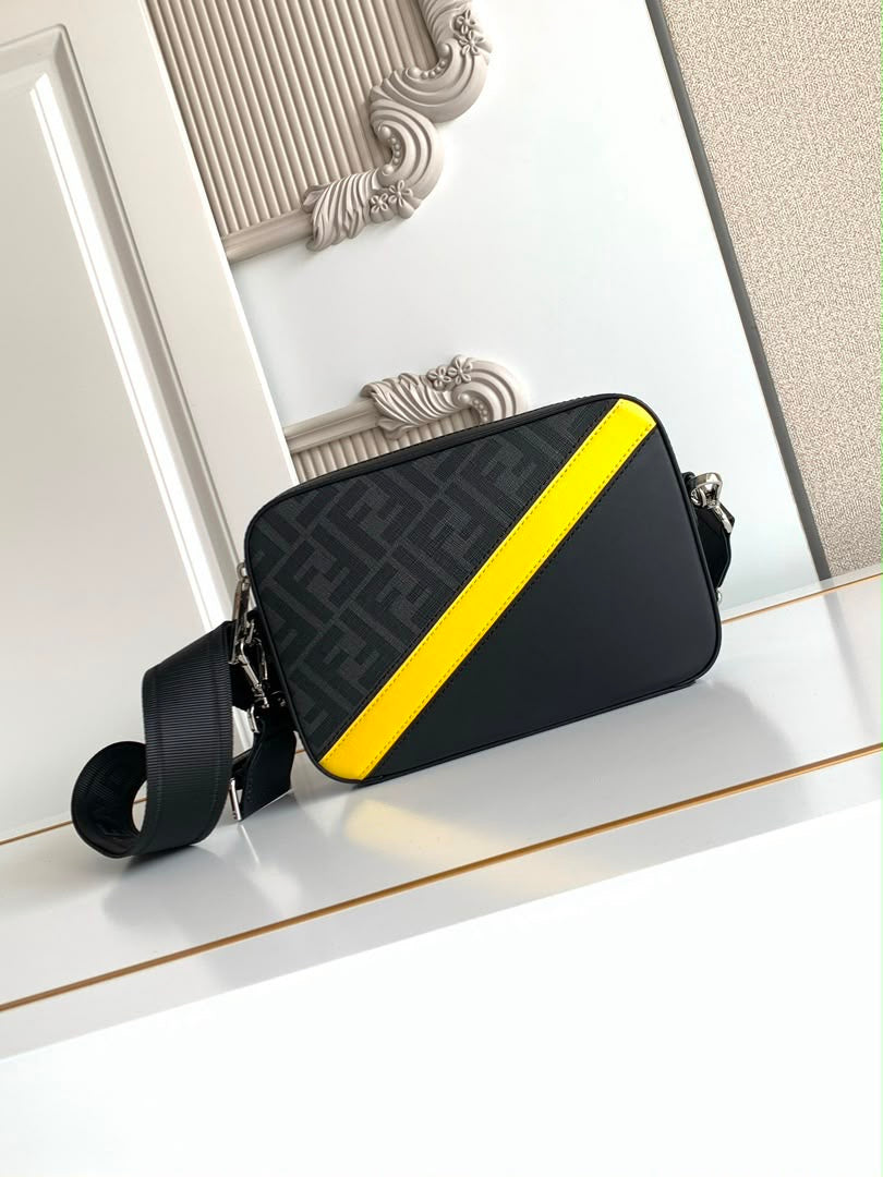 Borsello Fendi